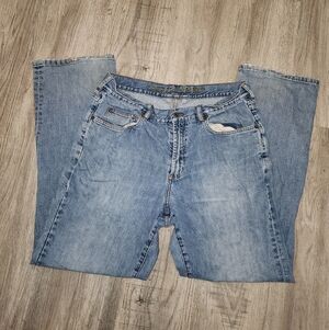 Tommy Bahama Light Wash Relaxed fit Denim Jeans | 36/32